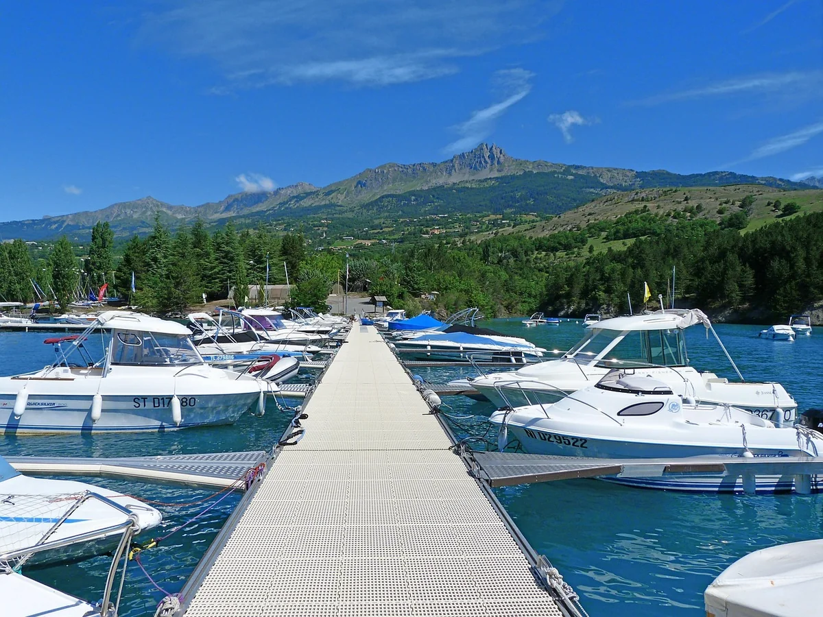 Activital : la base nautique historique du lac